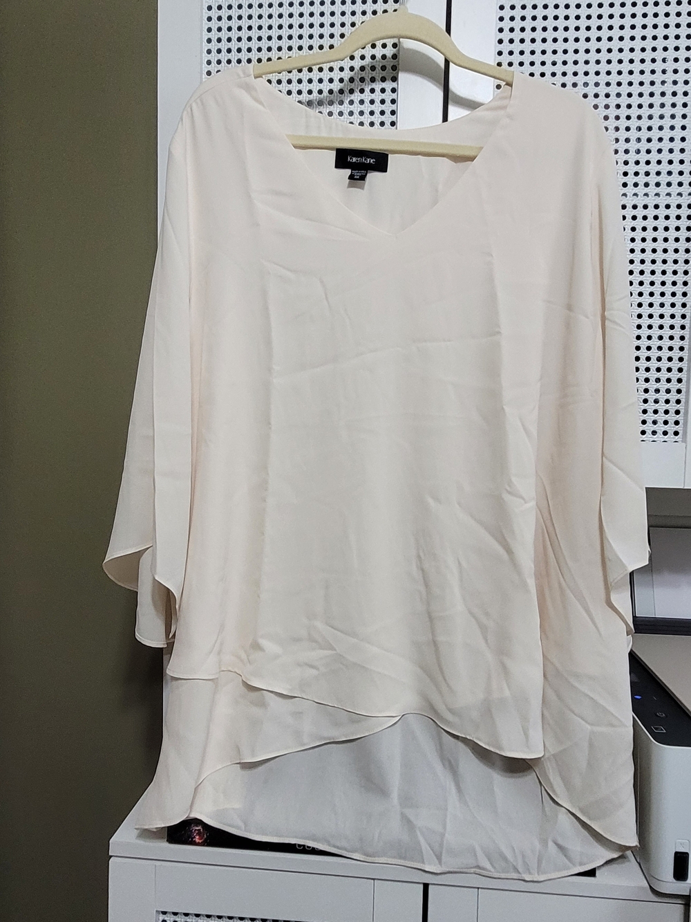 Karen Kane Cream Layered Chiffon Blouse